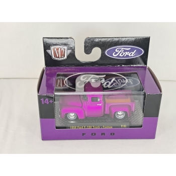 M2 Machines 1:64 Ford F-100 Truck Custom 1956 purple